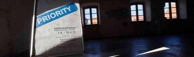 (c)HR ArchivNr: 882_220404_045 / 04.04.2022 / Ebersberg, Kunstverein, Studio an der Rampe. Jahresausstellung projektraum wernerbauer. "Priority"