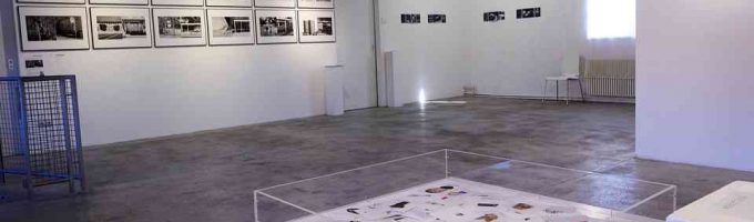 (c)HR ArchivNr: 882_220404_049 / 04.04.2022 / Ebersberg, Kunstverein, Studio an der Rampe. Jahresausstellung projektraum wernerbauer. "Priority"