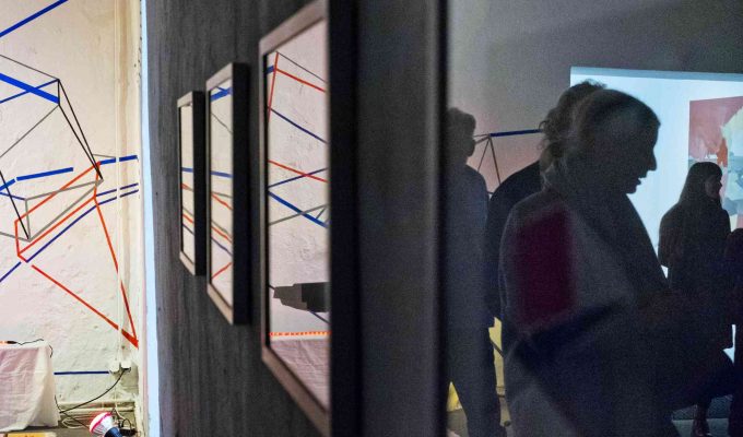 (c)HR Archivnr: 892_1903_192 / 29.03.2019 / Ebersberg, Kunstverein, Galerie Alte Brennerei, Ausstellung "Formation" von Anna-Maria Kursawe. hier: Feature bei SiSoKo-Veranstaltung